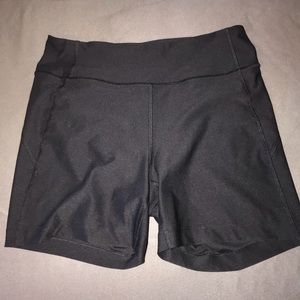 biker shorts
